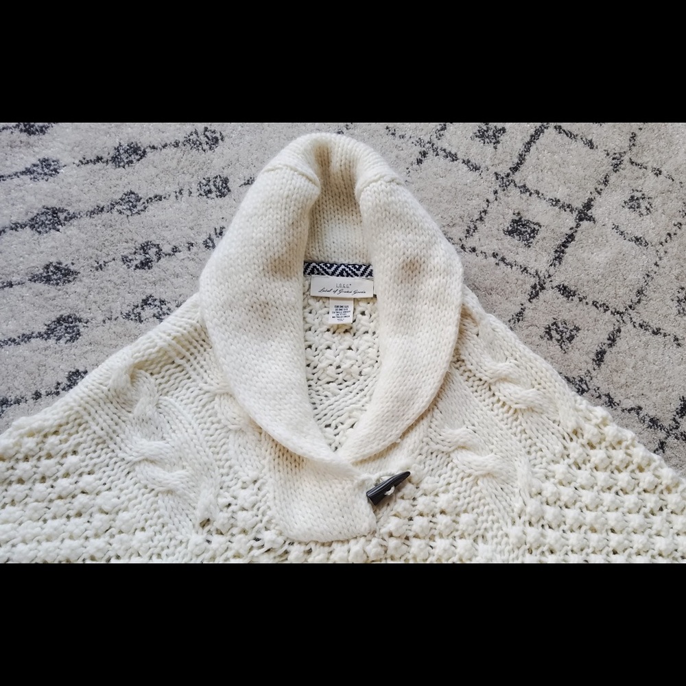 H&M shawl - Picture 3 of 3
